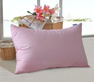 रंगीन Microfiber तकिया सम्मिलित डबल सिलाई शराबी खोखले फाइबर घर और होटल के लिए भरने
